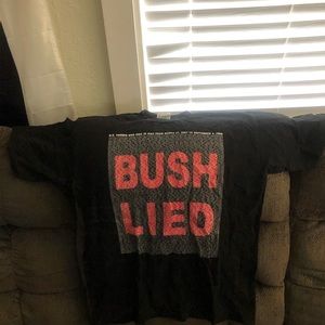 “Bush Lied, they died” T-shirt Mens L